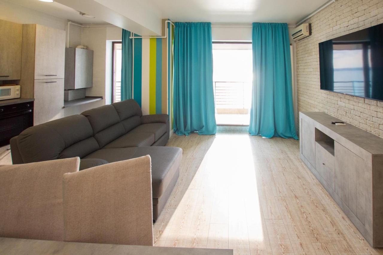 Lake Boutique Apartments & Rooms Mamaia Bagian luar foto