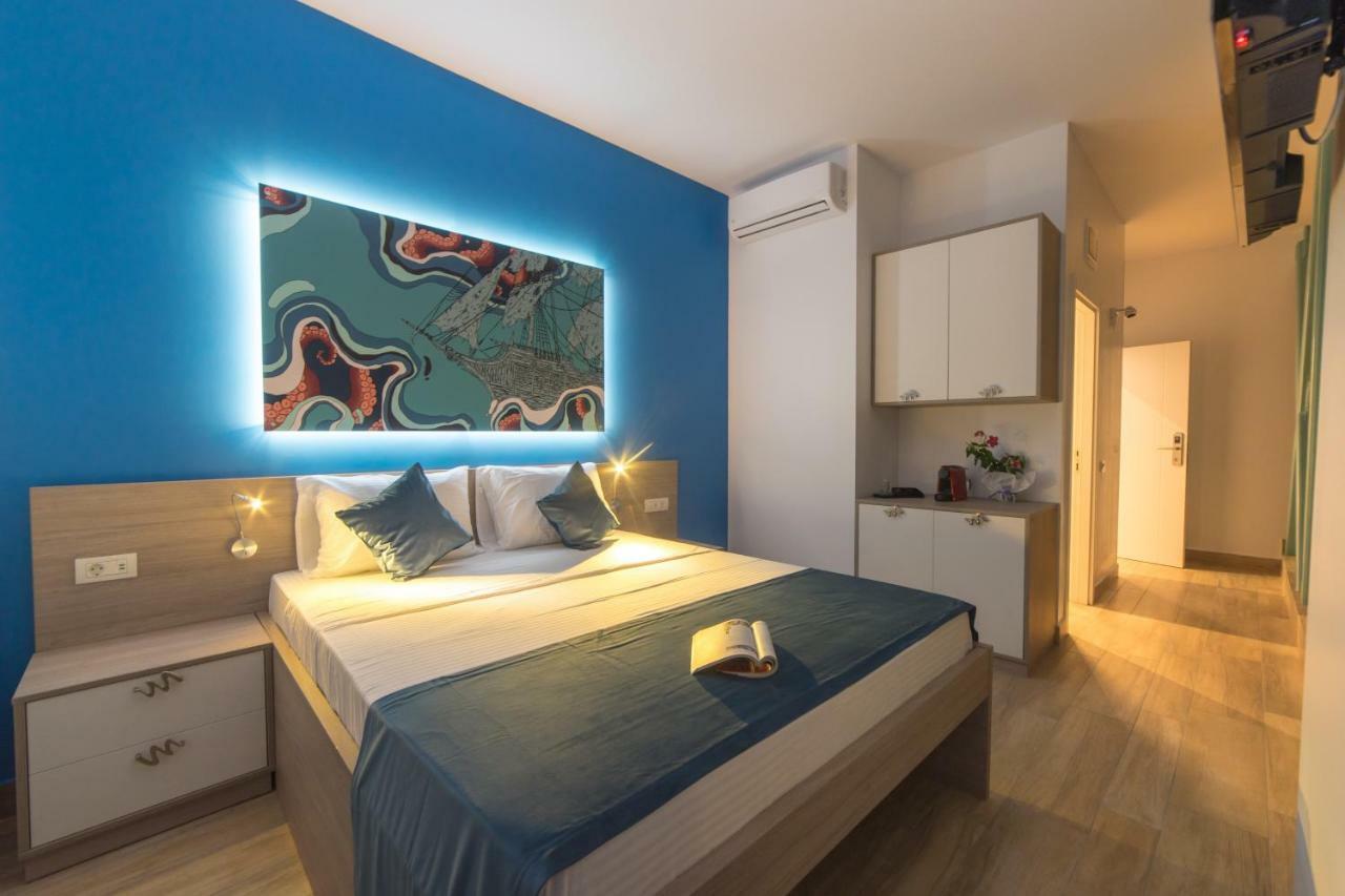 Lake Boutique Apartments & Rooms Mamaia Bagian luar foto
